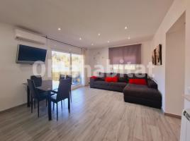 Attic, 68 m², near bus and train