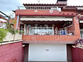 Casa (unifamiliar adossada), 195 m², prop de bus i tren