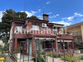Casa (unifamiliar adossada), 195 m², prop de bus i tren