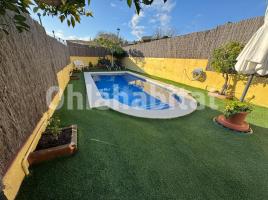 Casa (unifamiliar adosada), 182 m², cerca de bus y tren, seminuevo