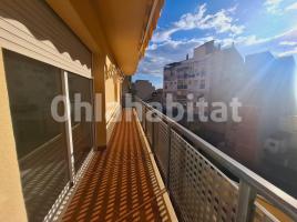 Flat, 120 m², near bus and train
