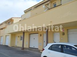 Casa (unifamiliar aïllada), 157 m², prop de bus i tren, seminou