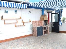 Attic, 67 m², near bus and train