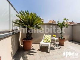 Àtic, 141 m², prop de bus i tren, seminou, creu alta