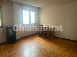 Piso, 89 m², cerca de bus y tren