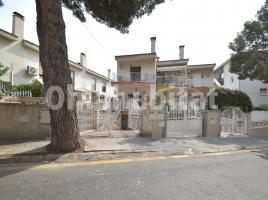 Casa (unifamiliar adossada), 134 m², prop de bus i tren