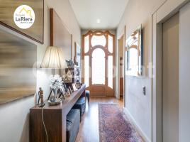  (unifamiliar aïllada), 540 m², près de bus et de train