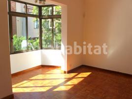 Piso, 99 m², cerca de bus y tren