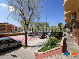 Obra nova - Pis a, 39 m², prop de bus i tren