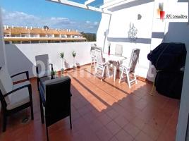 Ático, 72 m², cerca de bus y tren, seminuevo