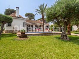  (unifamiliar aïllada), 157 m², près de bus et de train, Riells