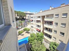 Apartament, 88 m², near bus and train, almost new, Fenals