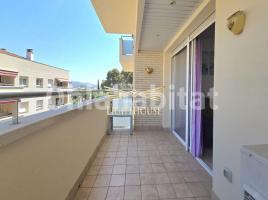 Apartament, 88 m², near bus and train, almost new, Fenals