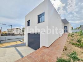Casa (unifamiliar aislada), 231.36 m², cerca de bus y tren, nuevo
