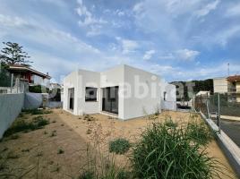 Casa (unifamiliar aislada), 231.36 m², cerca de bus y tren, nuevo