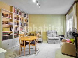 Piso, 104 m², cerca bus y metro