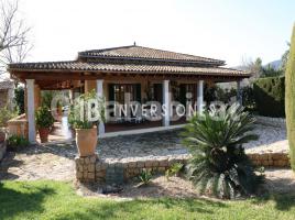Casa (unifamiliar aïllada), 412 m², prop de bus i tren