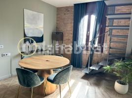 Obra nueva - Piso en, 90 m², cerca de bus y tren