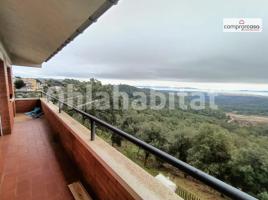 Casa (unifamiliar aislada), 145 m², cerca de bus y tren