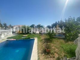 Casa (unifamiliar aïllada), 204 m², prop de bus i tren, Montsià de Mar
