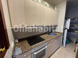 Houses (terraced house), 209 m², near bus and train