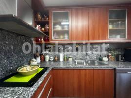 Piso, 98 m², cerca de bus y tren