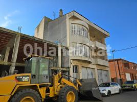 Casa (unifamiliar aïllada), 501 m², prop de bus i tren