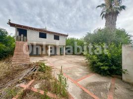 Houses (country house), 1133 m², near bus and train