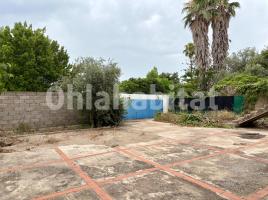 Houses (country house), 1133 m², near bus and train