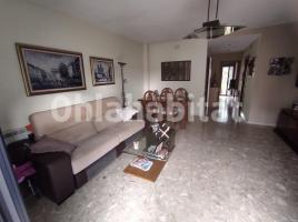Houses (detached house), 292 m², near bus and train, MASRAMPINYO