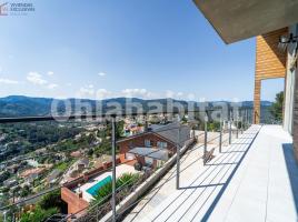  (unifamiliar aïllada), 270 m², près de bus et de train, presque neuf