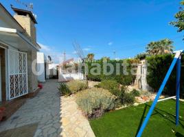 Houses (detached house), 79 m², near bus and train