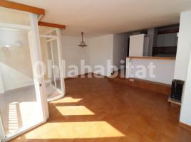 Pis, 91 m², prop de bus i tren