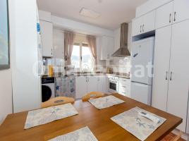 Duplex, 113 m², near bus and train, almost new