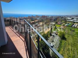 For rent flat, 107 m², near bus and train