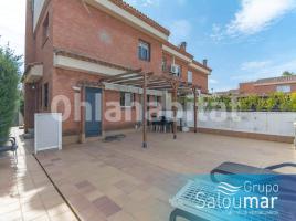 Lloguer Casa (unifamiliar aïllada), 250 m², prop de bus i tren, seminou