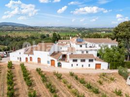 Houses (country house), 1460 m², near bus and train