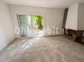 Alquiler piso, 99 m², cerca de bus y tren