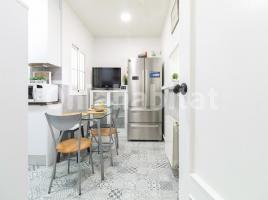 Ático, 148 m², cerca de bus y tren
