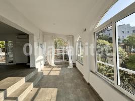 Casa (unifamiliar aïllada), 220 m², prop de bus i tren