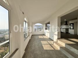 Casa (unifamiliar aïllada), 220 m², prop de bus i tren