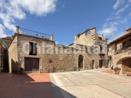  (casa rural), 790 m², près de bus et de train