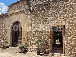  (casa rural), 790 m², près de bus et de train