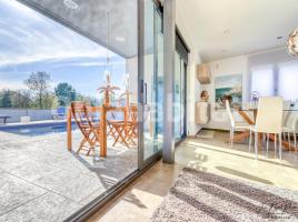 Houses (detached house), 468 m², near bus and train, almost new, Alt Empordà