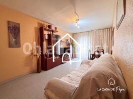 Flat, 85 m², near bus and train