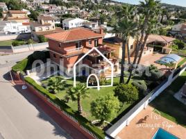 Casa (unifamiliar aïllada), 300 m², prop de bus i tren, Els Masos