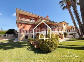 Casa (unifamiliar aïllada), 300 m², prop de bus i tren, Els Masos
