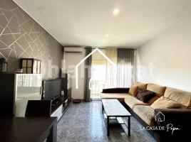 Piso, 108 m², cerca de bus y tren