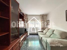 Pis, 67 m², prop de bus i tren, Centre
