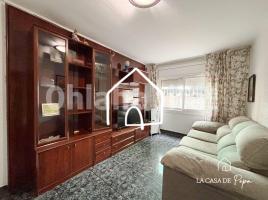 Pis, 67 m², prop de bus i tren, Centre